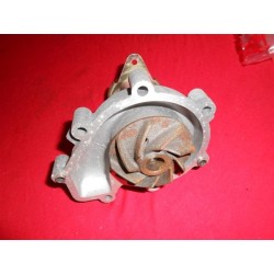 POMPA ACQUA  MERCEDES 200 D  