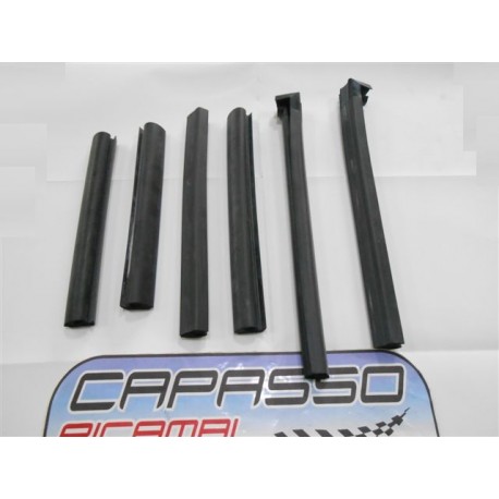 GUARNIZIONI TELAIO CAPOTTA ALFAROMEO DUETTO 