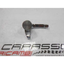 MANIGLIA DEFLETTORE ALFAROMEO DUETTO  DESTRA 