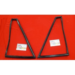 GUARNIZIONI VETRI FISSI POSTERIORI FIAT 1300  BERLINA