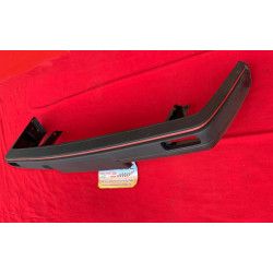 PARAURTO ANTERIORE VOLKSWAGEN GOLF GT CON BORDINO ROSSO