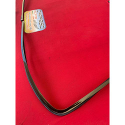 CORNICE COMPLETAMENTE DI GUARNIZIONE PARABREZZA LANCIA THEMA BRONZO (THEMA FERRARI)