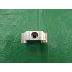 SUPPORTO CARTERINO POMPA OLIO FIAT 500  126