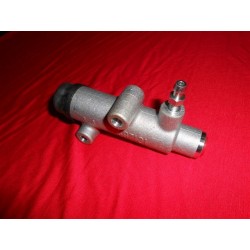 CILINDRETTO FRIZIONE FIAT 124 COUPE 
