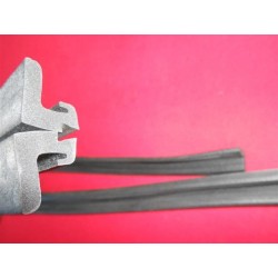 GUARNIZIONE ANGOLO INFERIORE PORTA   FIAT 600 MULTIPLA