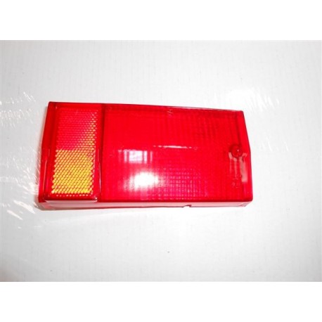 PLASTICA CENTRALE ROSSA  POSTERIORE FIAT 124 SPYDER DESTRA E SINISTRA