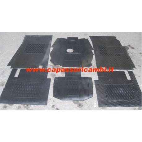 serie sopra tappeti  NERI FIAT 124